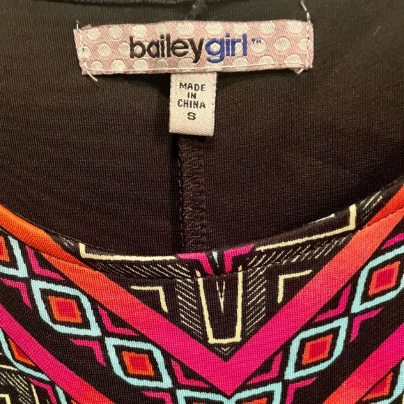 Aztec Print Dress - Picture 4 of 4